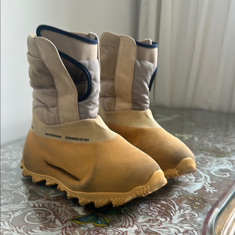 Yeezy Beige and Tan Men's Boots